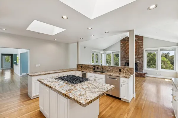 $9,900 | 32 Marin Bay Park Court, San Rafael, CA 94901