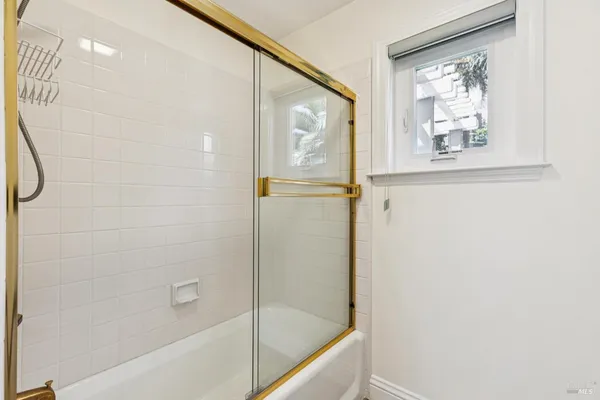 $9,900 | 32 Marin Bay Park Court, San Rafael, CA 94901