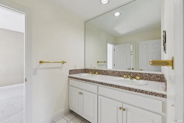 $9,900 | 32 Marin Bay Park Court, San Rafael, CA 94901