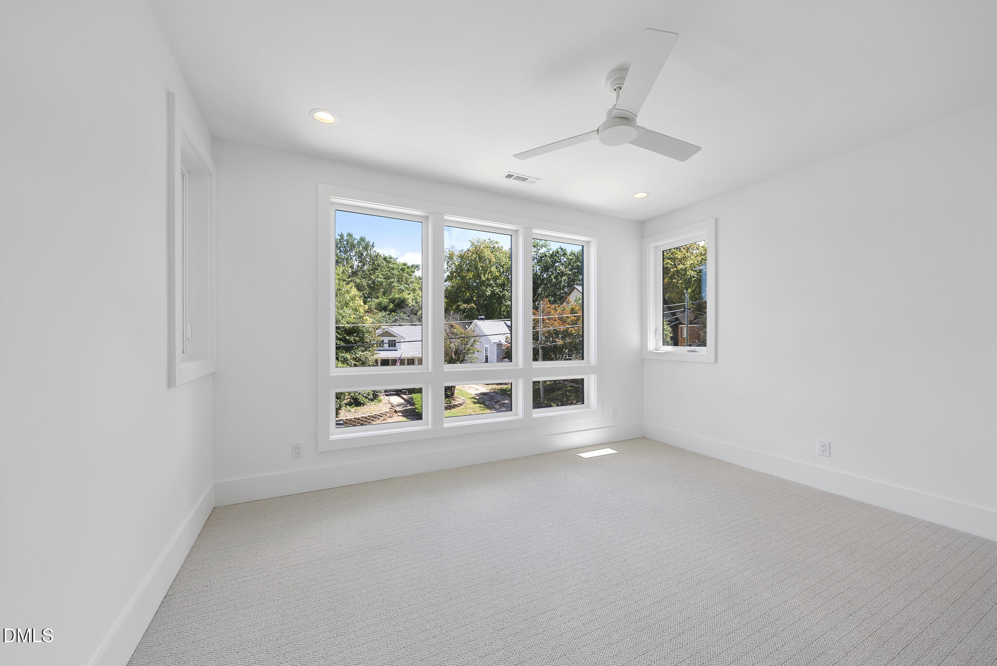 1009 Parker Street Raleigh, NC 27607 - Photo 35 of 66 DSC06212