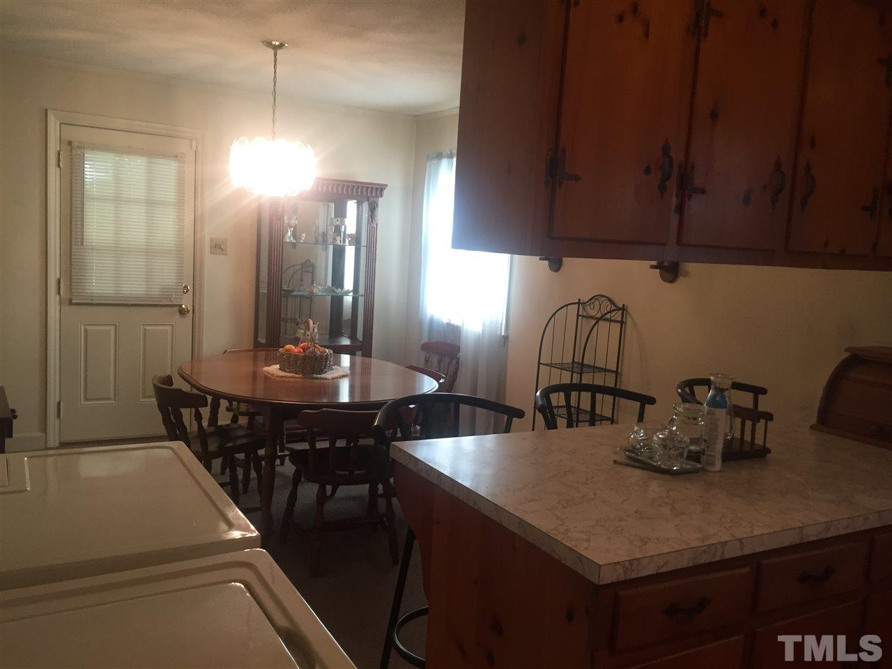 555 Wayview Road Henderson, NC 27537 - Photo 11 of 18 Gallery Image 11