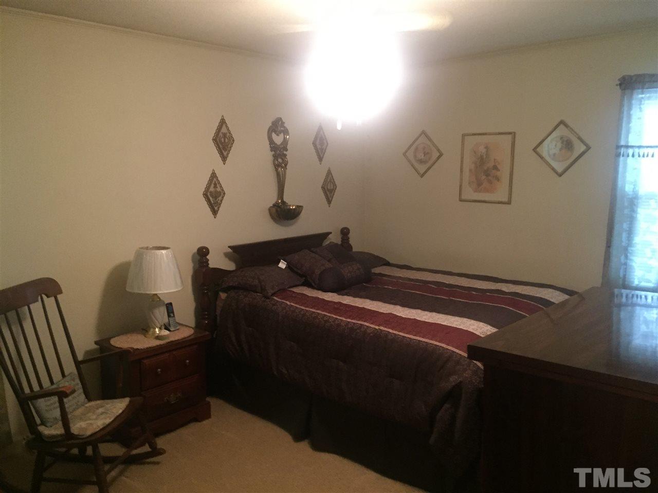 555 Wayview Road Henderson, NC 27537 - Photo 12 of 18 Gallery Image 12