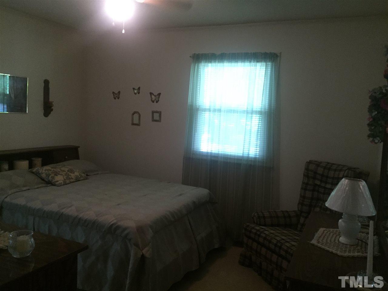 555 Wayview Road Henderson, NC 27537 - Photo 15 of 18 Gallery Image 15