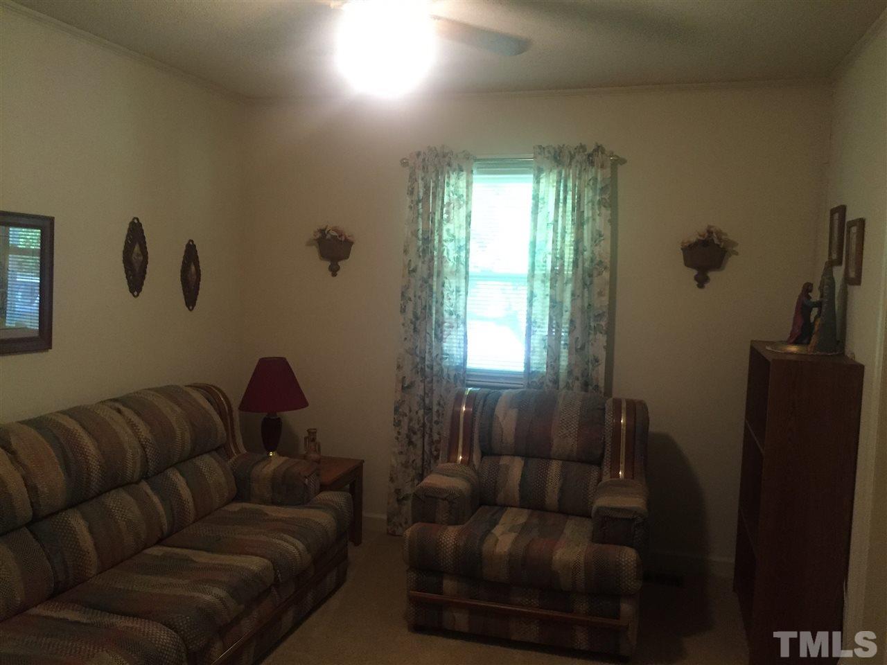 555 Wayview Road Henderson, NC 27537 - Photo 17 of 18 Gallery Image 17