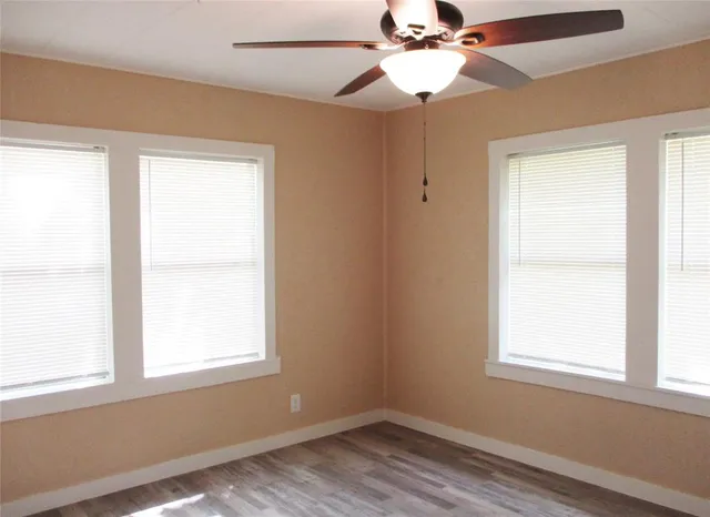 $145,000 | 505 West 10th Street, Bonham, TX 75418