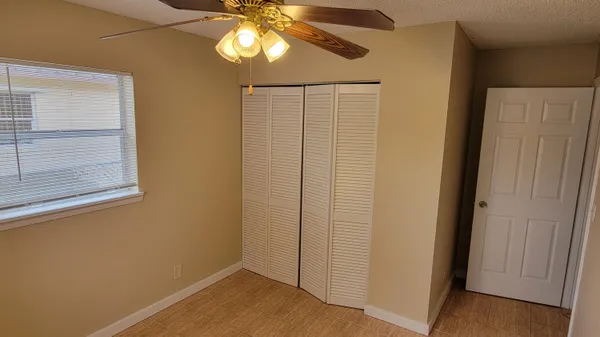 $3,000 | 10056 Boynton Pl Circle, Boynton Beach, FL 33437