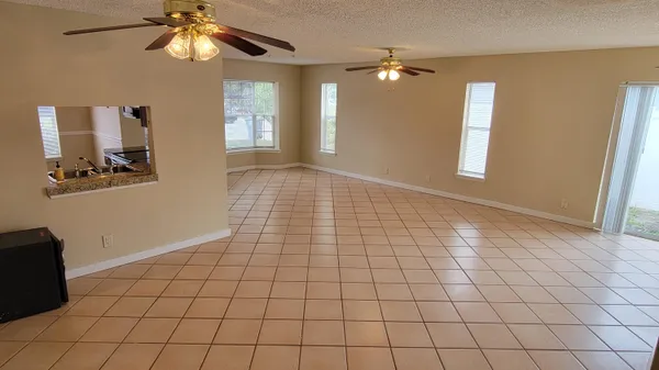 $3,000 | 10056 Boynton Pl Circle, Boynton Beach, FL 33437