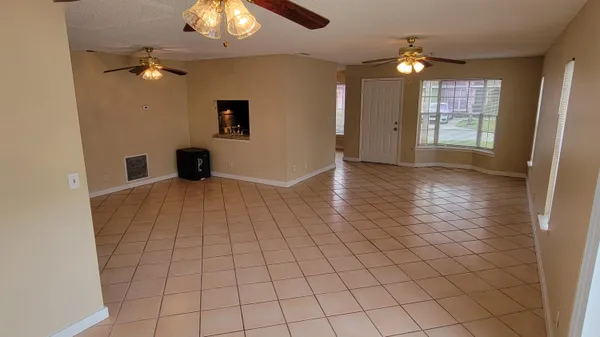$3,000 | 10056 Boynton Pl Circle, Boynton Beach, FL 33437