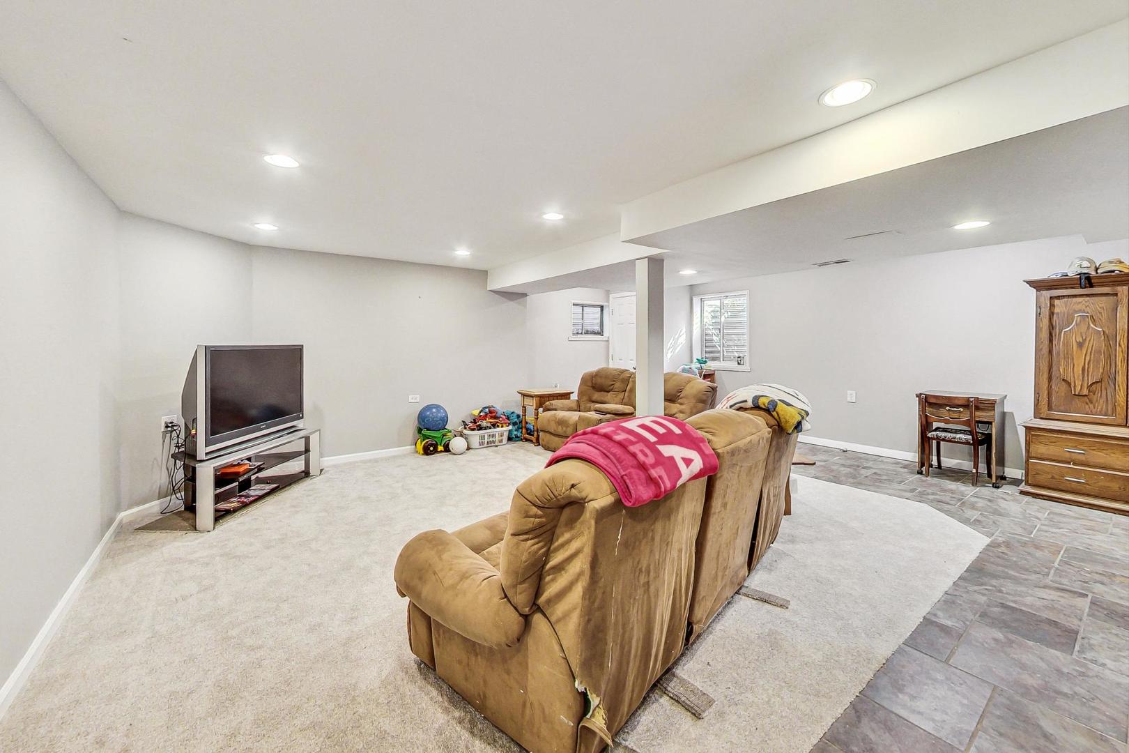 4039 Tansy Road Aurora, IL 60504 - Photo 41 of 57 Gallery Image 41