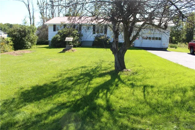 $199,000 | 4444 Highway 31, Clay, NY 13041