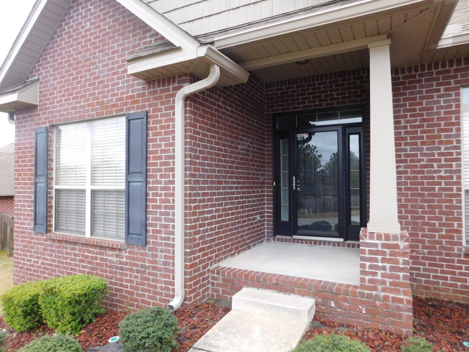 721 Lime Lane Crestview, FL 32536 - Photo 4 of 27 a view of entrance