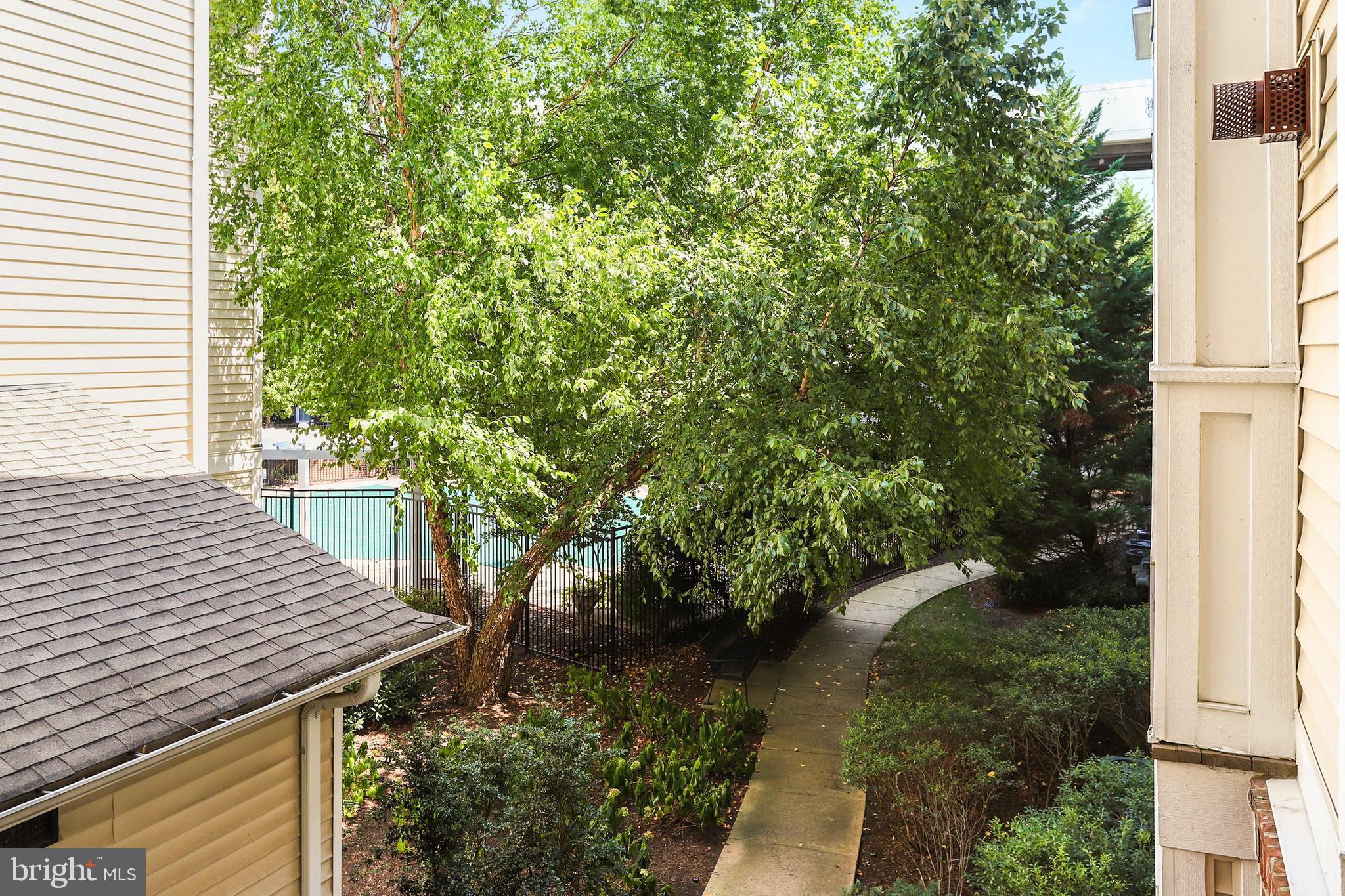 12957 Centre Park Circle, Unit 210 Herndon, VA 20171 - Photo 31 of 35