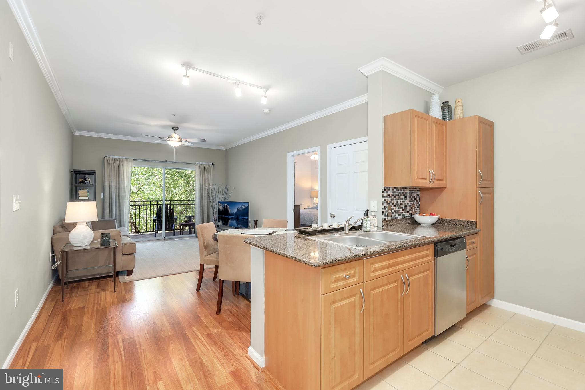 12957 Centre Park Circle, Unit 210 Herndon, VA 20171 - Photo 8 of 35