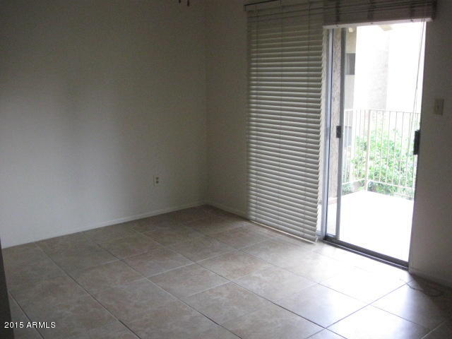 5525 East Thomas Road, Unit O10 Phoenix, AZ 85018 - Photo 4 of 16 Dining