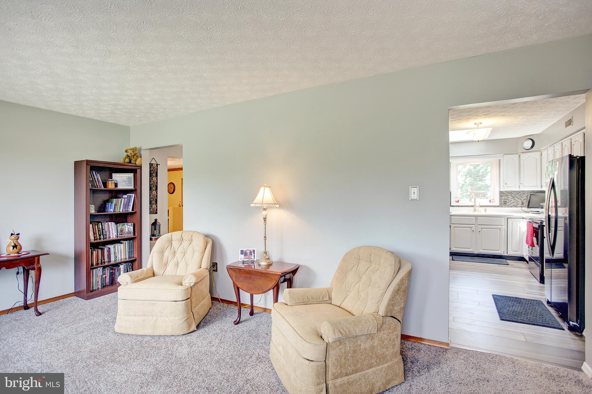 576 Gap Road Lewisberry, PA 17339 - Photo 3 of 40 Spacious formal living room ,
