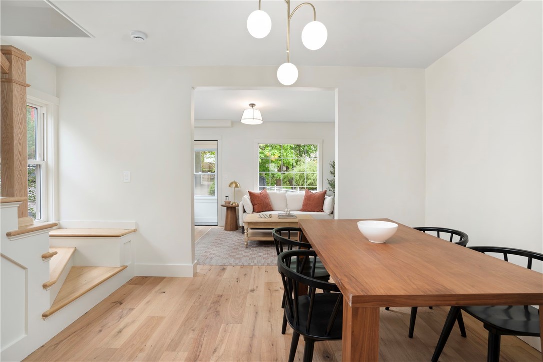54 Grand View Street Providence, RI 02906 - Photo 10 of 43