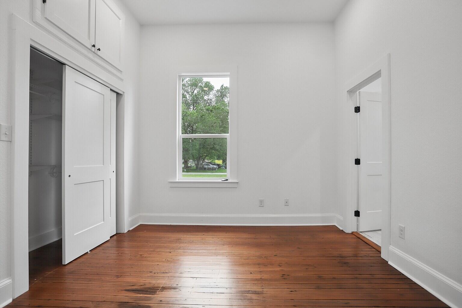 306 Rivers Street Smithville, TX 78957 - Photo 13 of 25