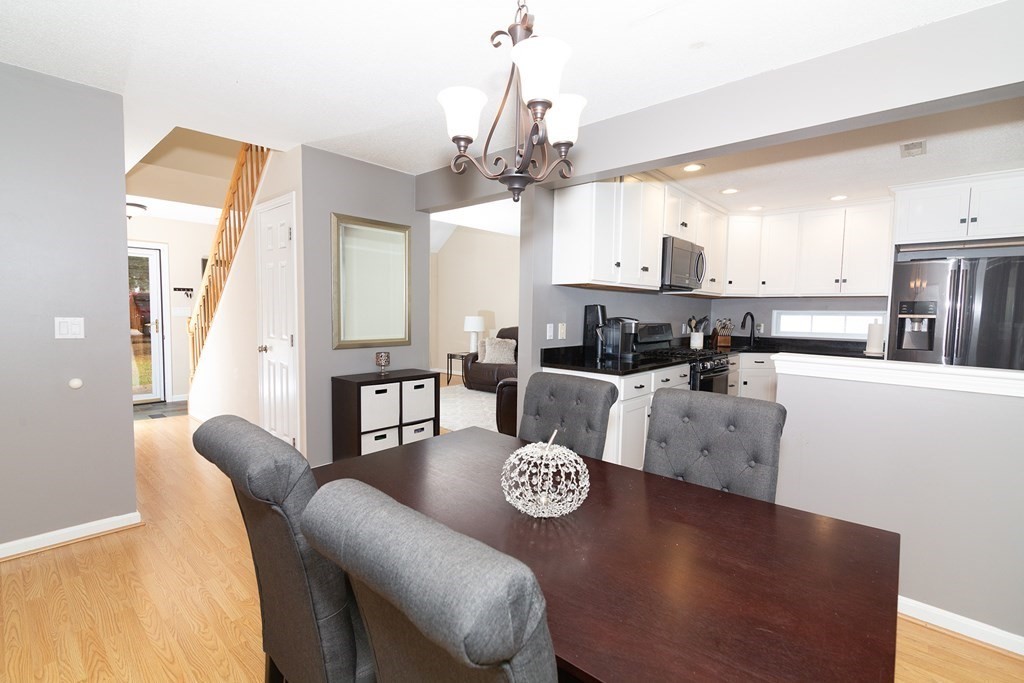 5 Rhodes Lane Foxboro, MA 02035 - Photo 4 of 27 Gallery Image 4