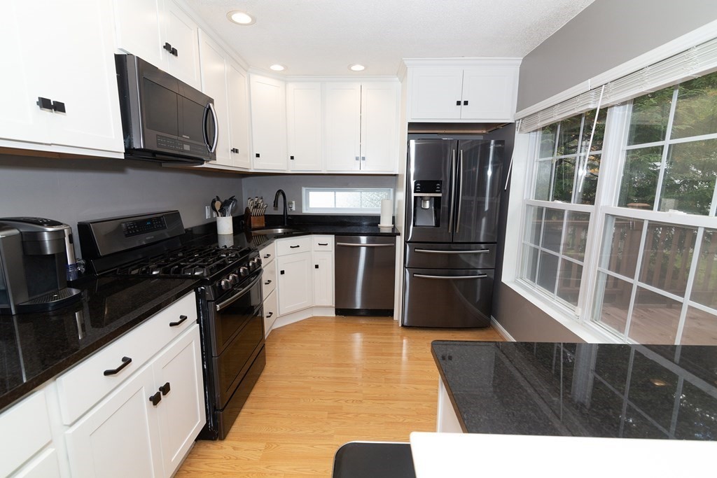 5 Rhodes Lane Foxboro, MA 02035 - Photo 5 of 27 Gallery Image 5