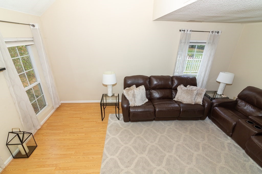 5 Rhodes Lane Foxboro, MA 02035 - Photo 10 of 27 Gallery Image 10