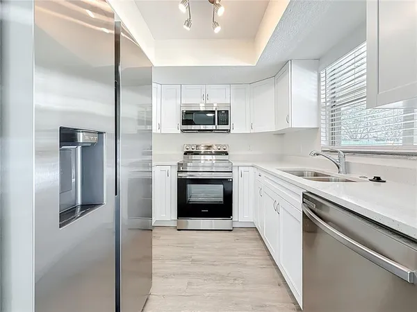 $399,900 | 7480 118th Terrace, Largo, FL 33773