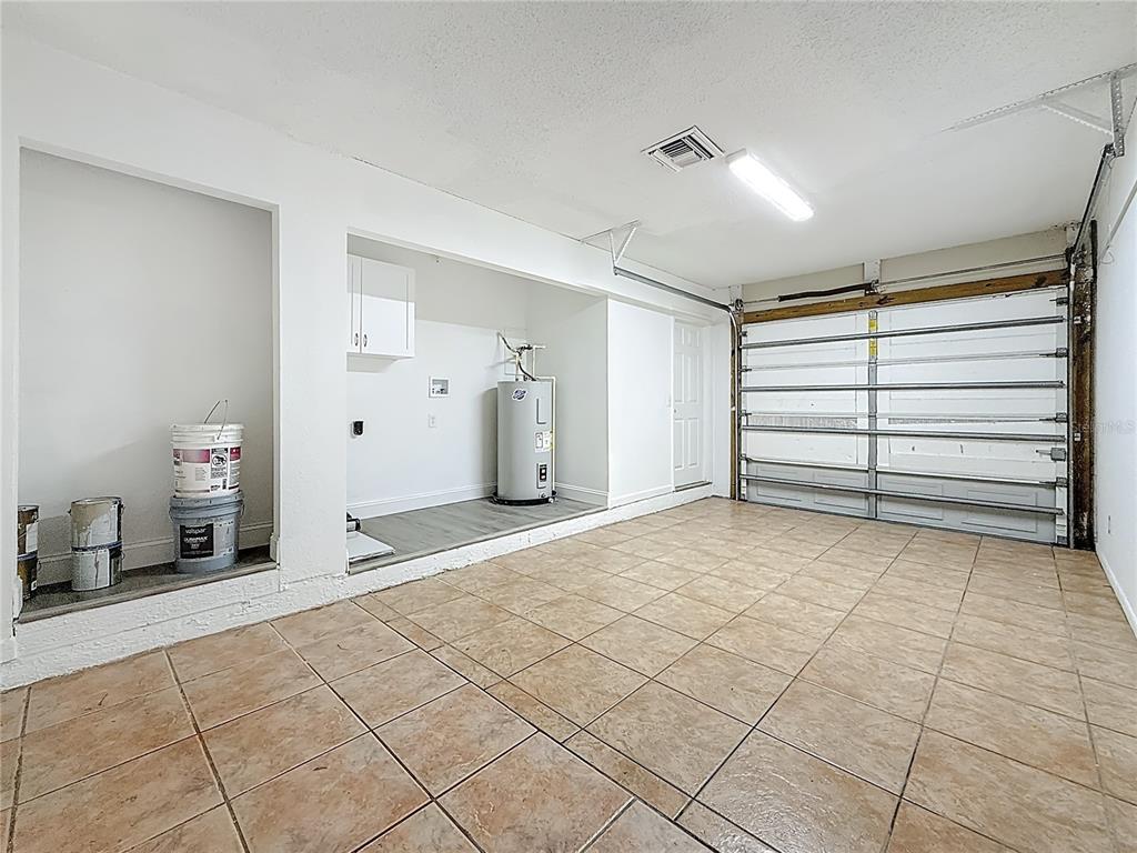 7480 118th Terrace Largo, FL 33773 - Photo 46 of 49 a view of a room with a furniture
