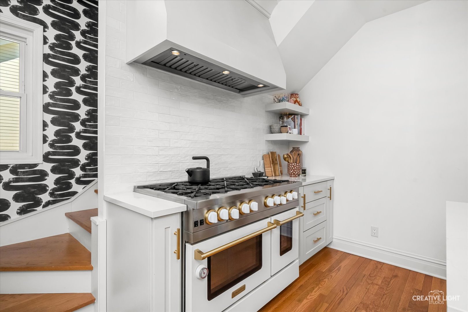 712 North Main Street Wheaton, IL 60187 - Photo 14 of 50