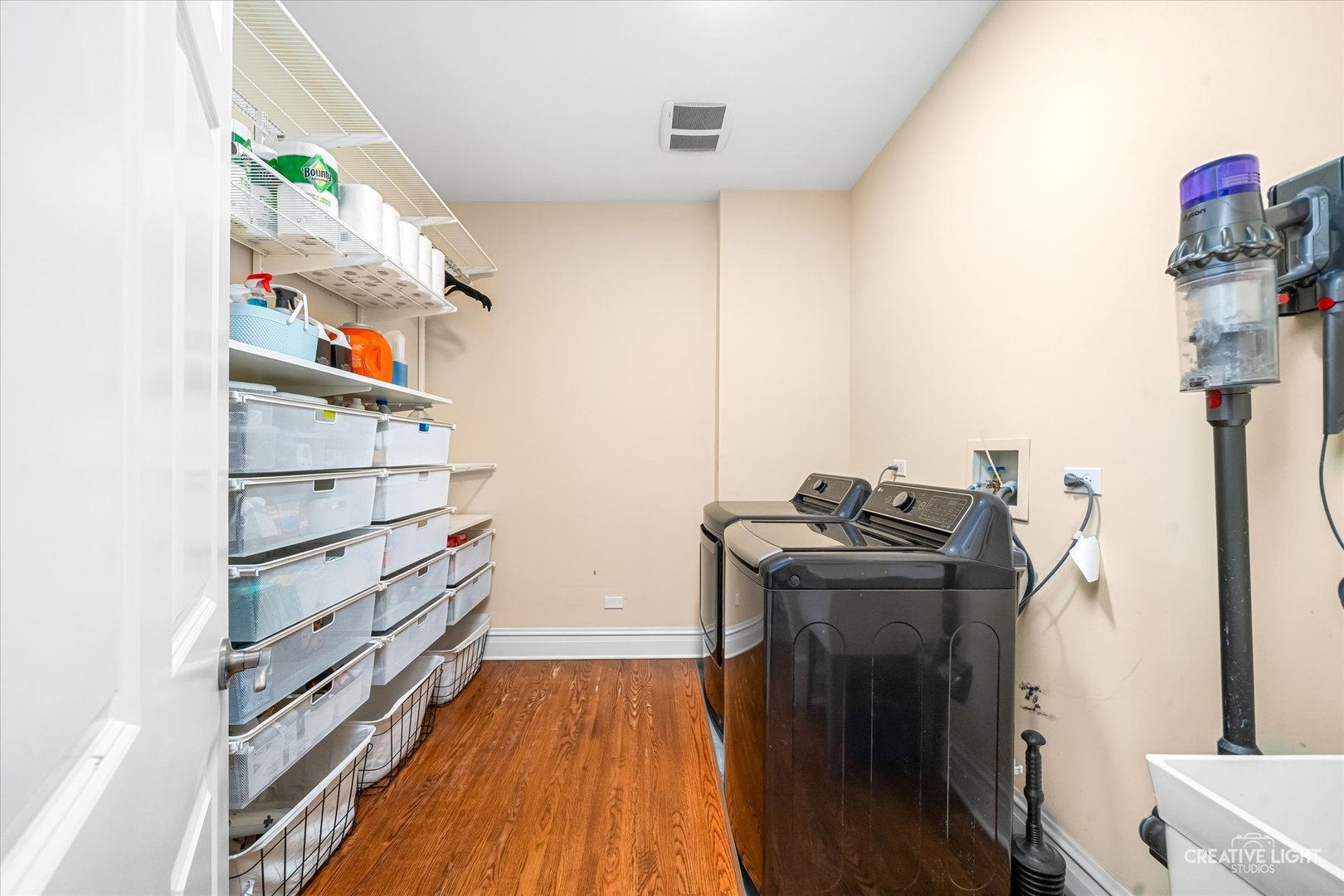 712 North Main Street Wheaton, IL 60187 - Photo 31 of 50