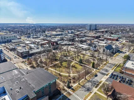 $1,450,000 | 712 North Main Street, Wheaton, IL 60187