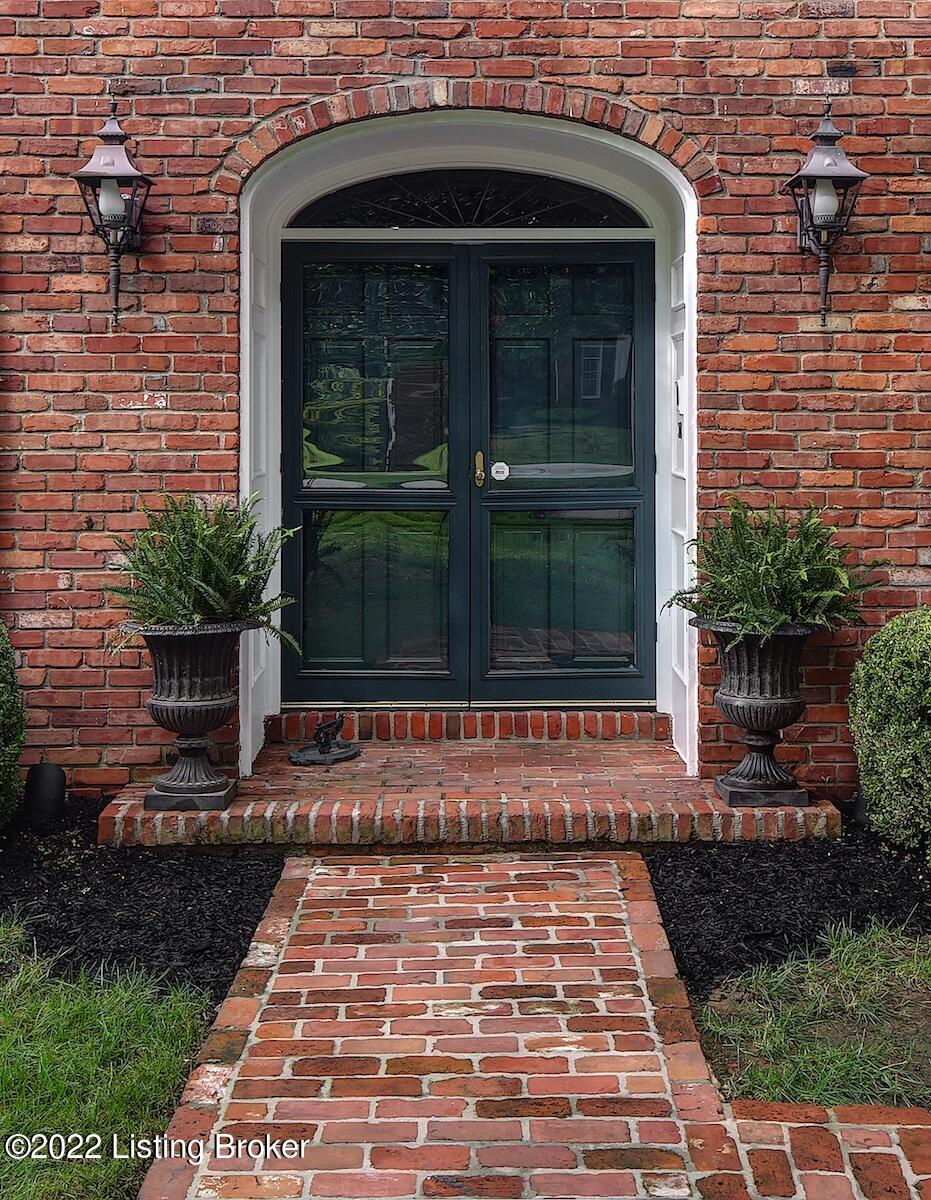 2008 High Ridge Road Louisville, KY 40207 - Photo 3 of 29 03 2008 High Ridge Road