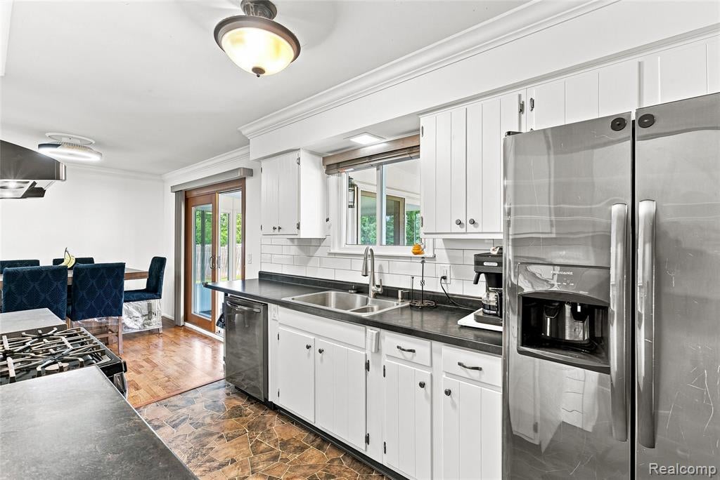 10499 East Potter Road Davison, MI 48423 - Photo 14 of 38 Gallery Image 14