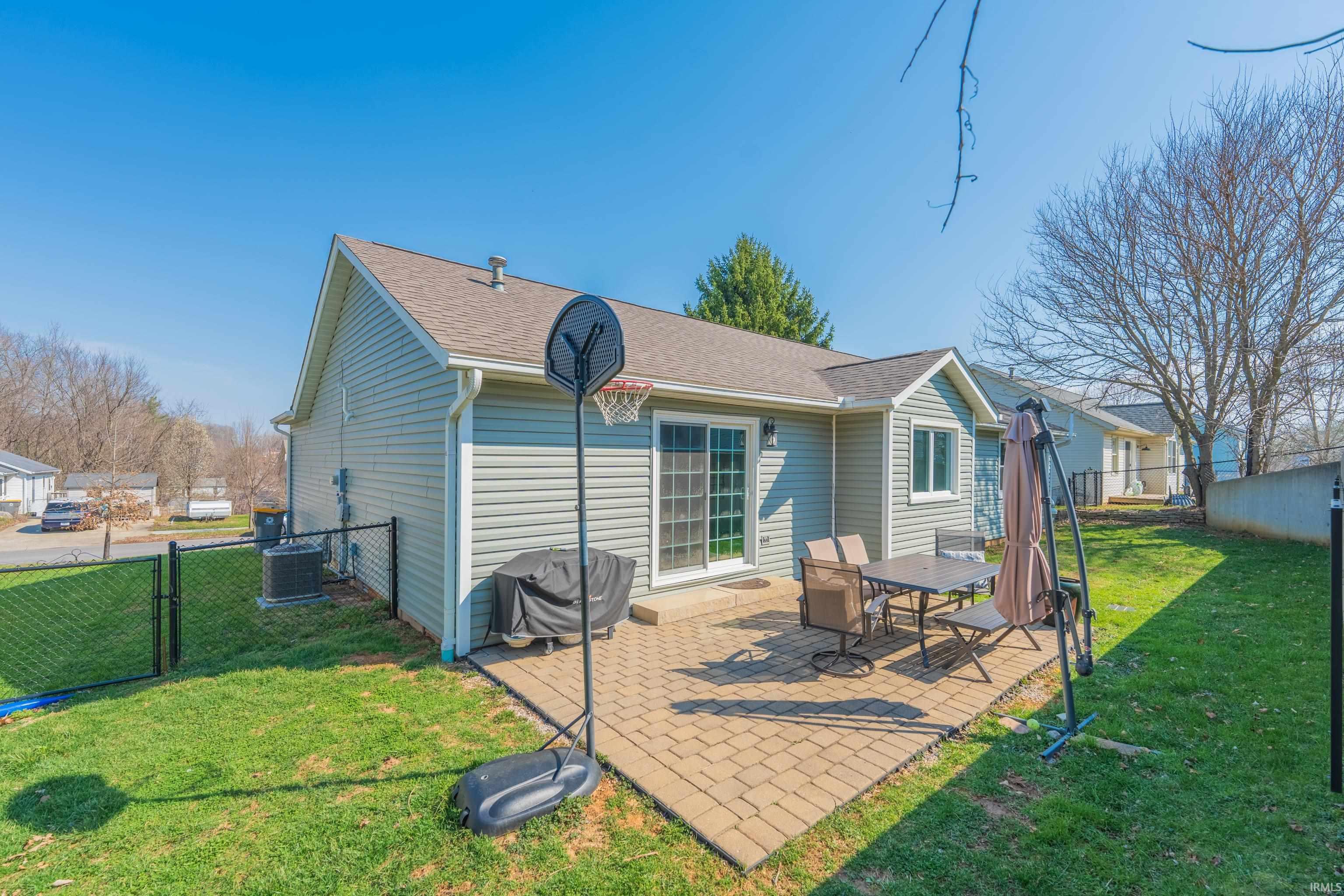 1007 West Countryside Lane Bloomington, IN 47403 - Photo 31 of 34