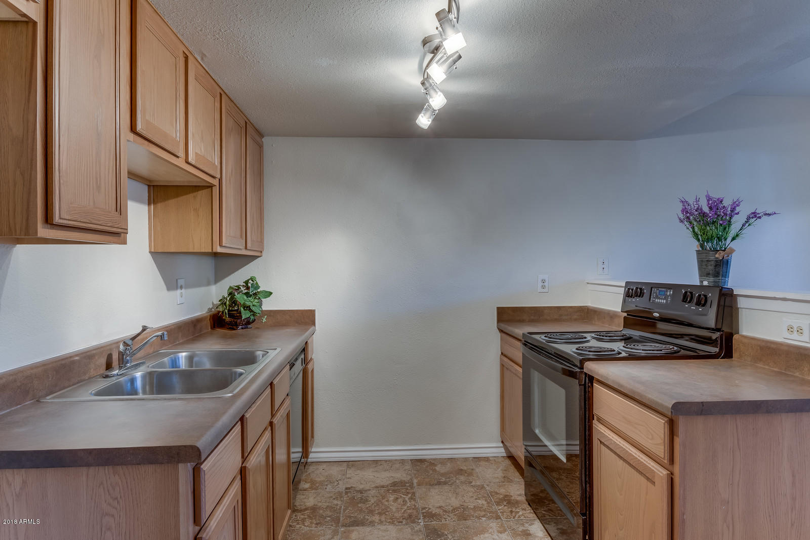 3511 East Baseline Road, Unit 1037 Phoenix, AZ 85042 - Photo 1 of 19 Kitchen