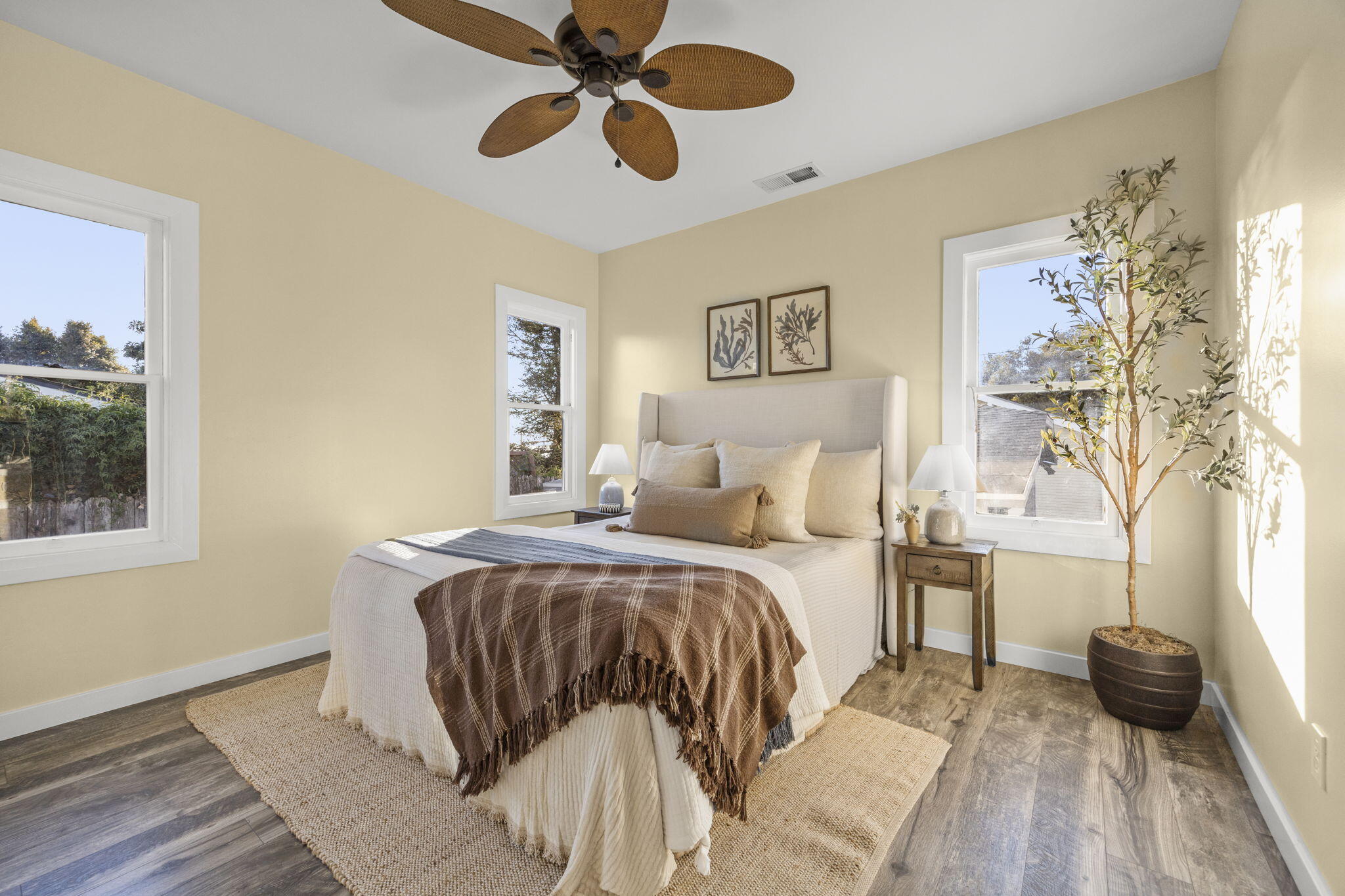 163 Aliso Street Ventura, CA 93001 - Photo 24 of 35 36-Bedroom 2