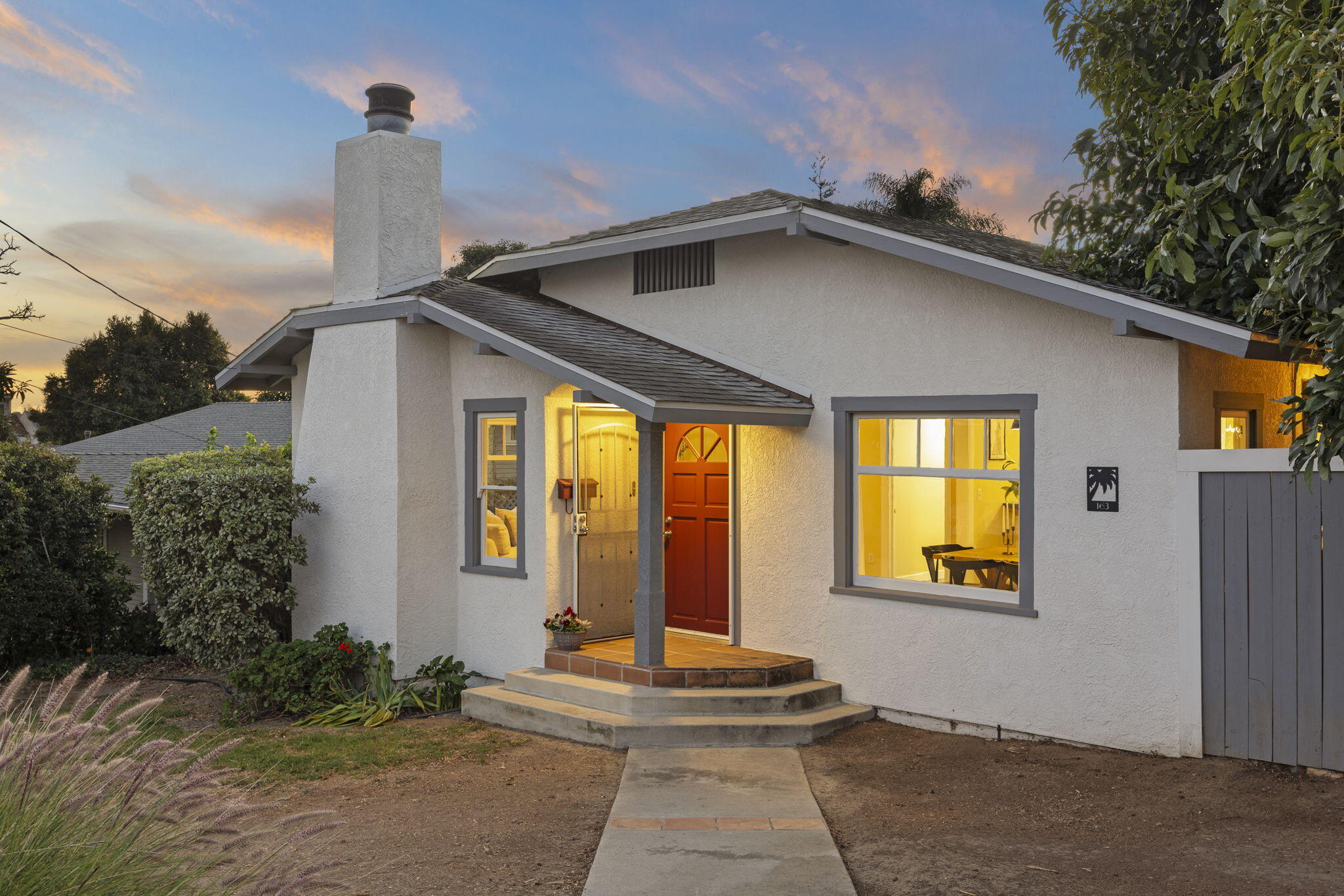 163 Aliso Street Ventura, CA 93001 - Photo 3 of 35 1-Front