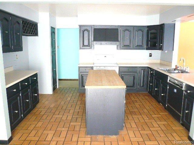 5026 34 Mile Road Romeo, MI 48065 - Photo 18 of 25 z 002 (15)