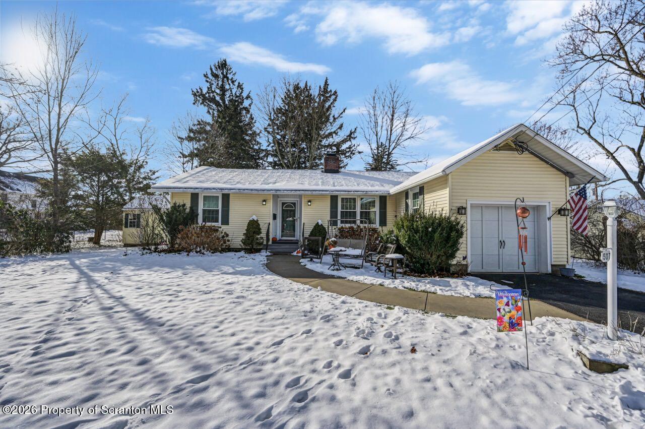 507 Glenburn Road Clarks Summit, PA 18411 - Photo 3 of 44 507 Glenburn Rd 01 Large