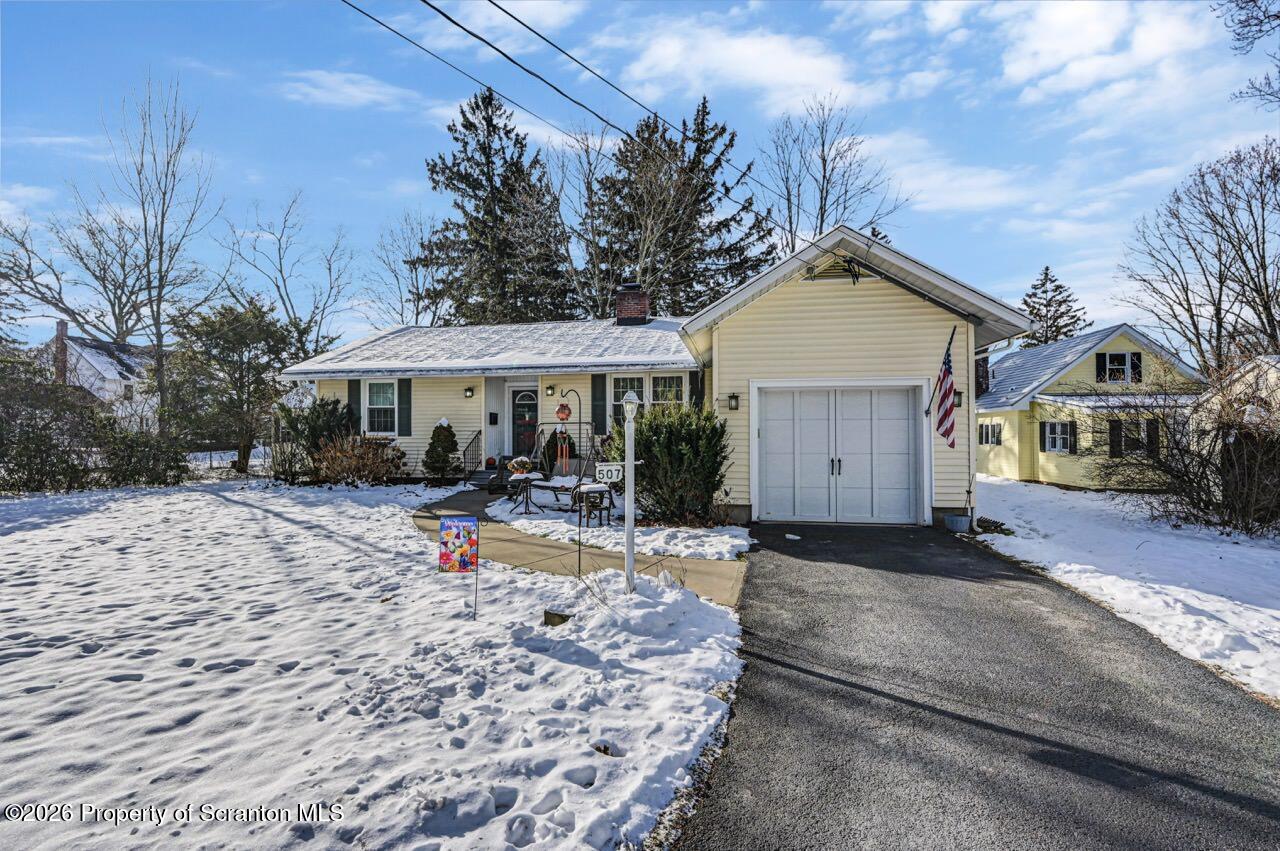 507 Glenburn Road Clarks Summit, PA 18411 - Photo 5 of 44 507 Glenburn Rd 04 Large