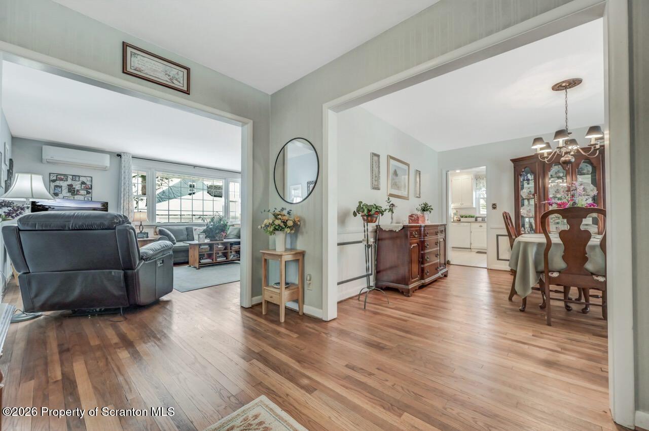 507 Glenburn Road Clarks Summit, PA 18411 - Photo 8 of 44 507 Glenburn Rd 07 Large