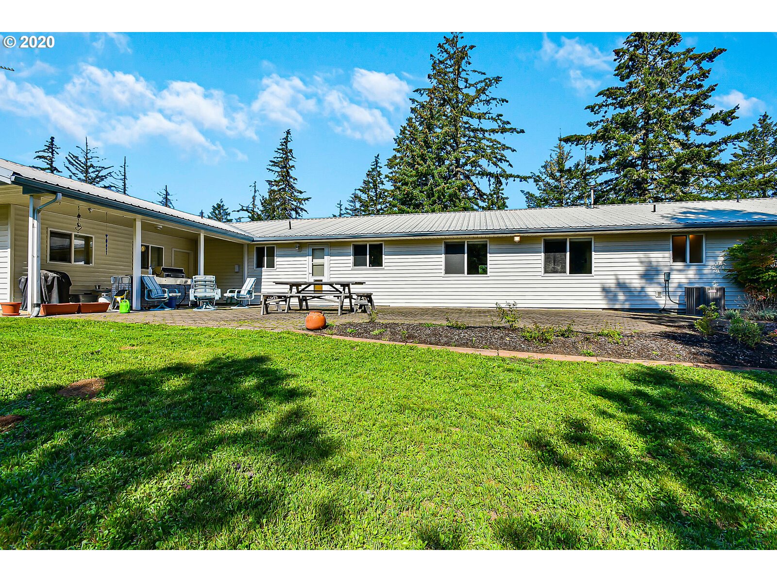 16500 Brown Road Dallas, OR 97338 - Photo 28 of 32