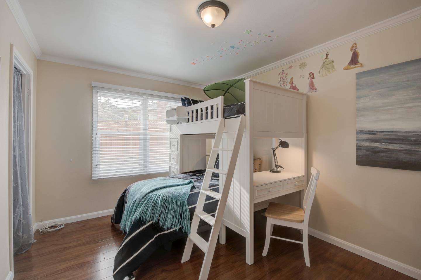 489 Rollins Road Burlingame, CA 94010 - Photo 9 of 23