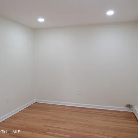 $3,000 | 5 Sunset Drive, Colonie, NY 12110