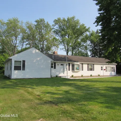 $3,000 | 5 Sunset Drive, Colonie, NY 12110