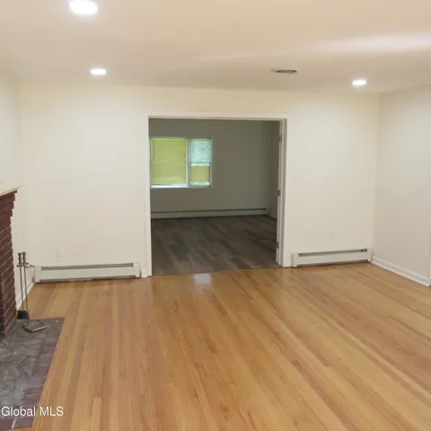 $3,000 | 5 Sunset Drive, Colonie, NY 12110