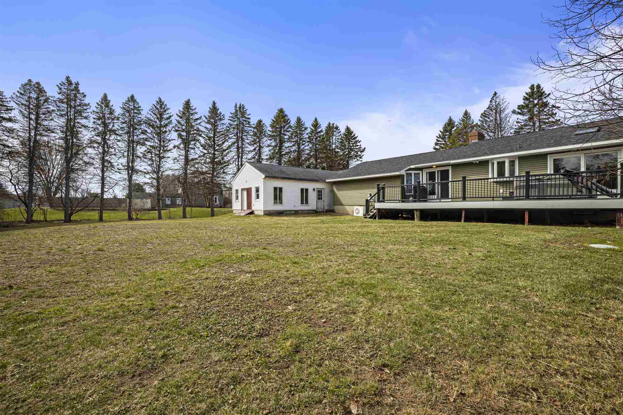 384 Newington Road Newington, NH 03801 - Photo 6 of 39 Gallery Image 6