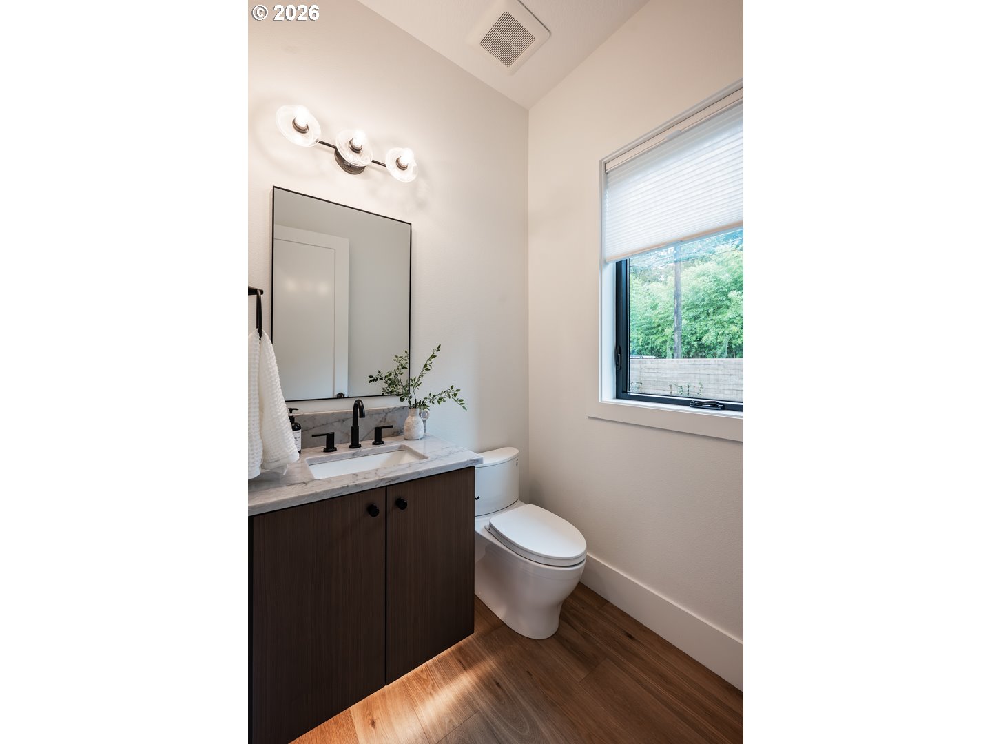4487 West Bay Road Lake Oswego, OR 97035 - Photo 7 of 31 Bathroom