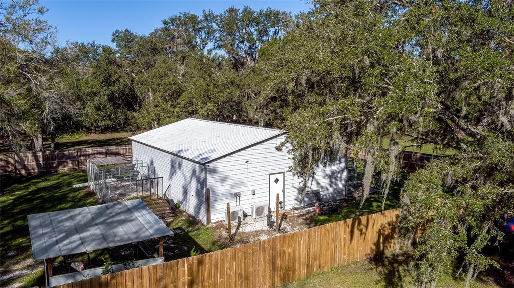 7308 Cloud Nine Ranch Ona, FL 33865 - Photo 23 of 45 Kennel/out building