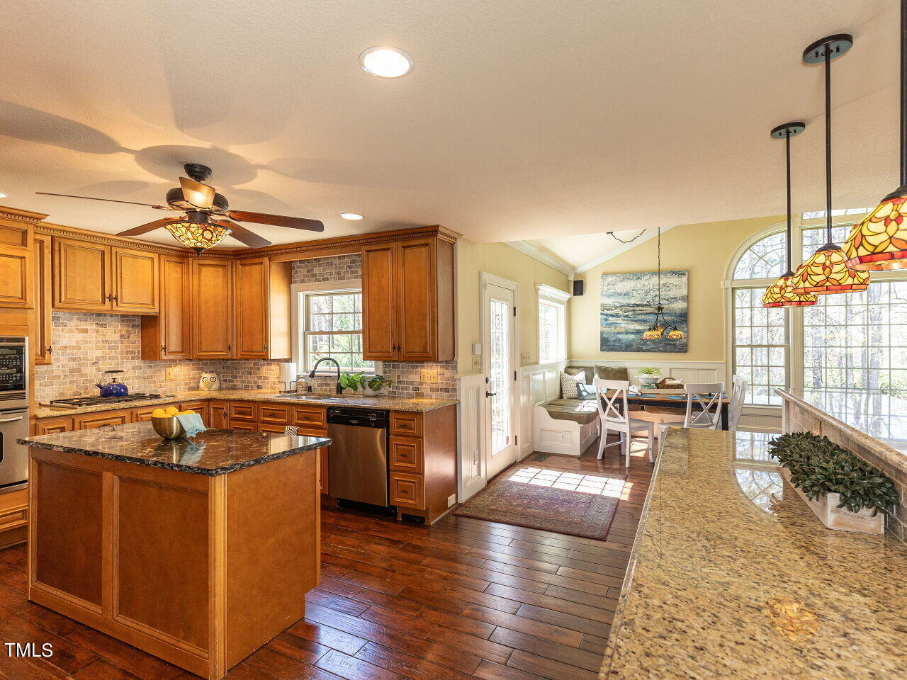 5420 Den Heider Way Raleigh, NC 27606 - Photo 9 of 41 018-1280x960-kitchen-breakfast