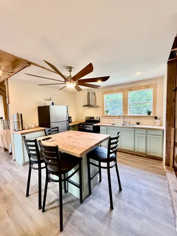 $249,999 | 110 Cushing Road, Cushing, ME 04563