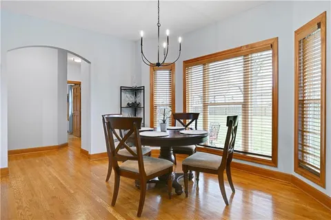 $700,000 | 207 Saponi Lane, Lake Winnebago, MO 64034